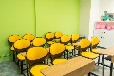 کلاس طبقه اول | دبستان دخترانه غیر دولتی سپیده سحر مشهد