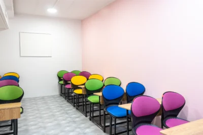 کلاس، طبقه دوم | دبستان دخترانه غیر دولتی سپیده سحر مشهد