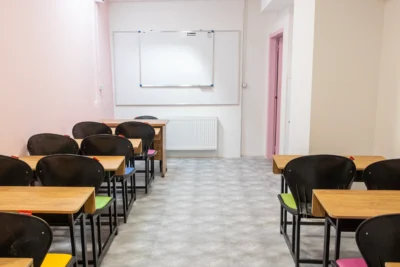 کلاس، طبقه دوم | دبستان دخترانه غیر دولتی سپیده سحر مشهد