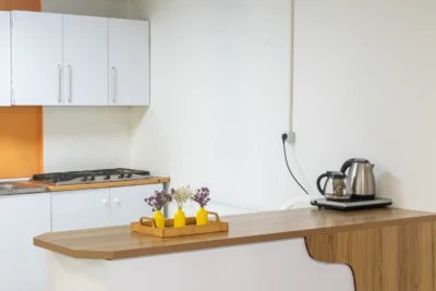 آشپزخانه | دبستان دخترانه غیر دولتی سپیده سحر مشهد